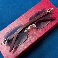 Luxury Eyewear – Iconic Designer Frames for Timeless Elegance