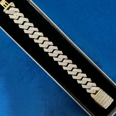 18.5 Moissanite Diamond 14K Yellow Gold Hip Hop Cuban Bracelet