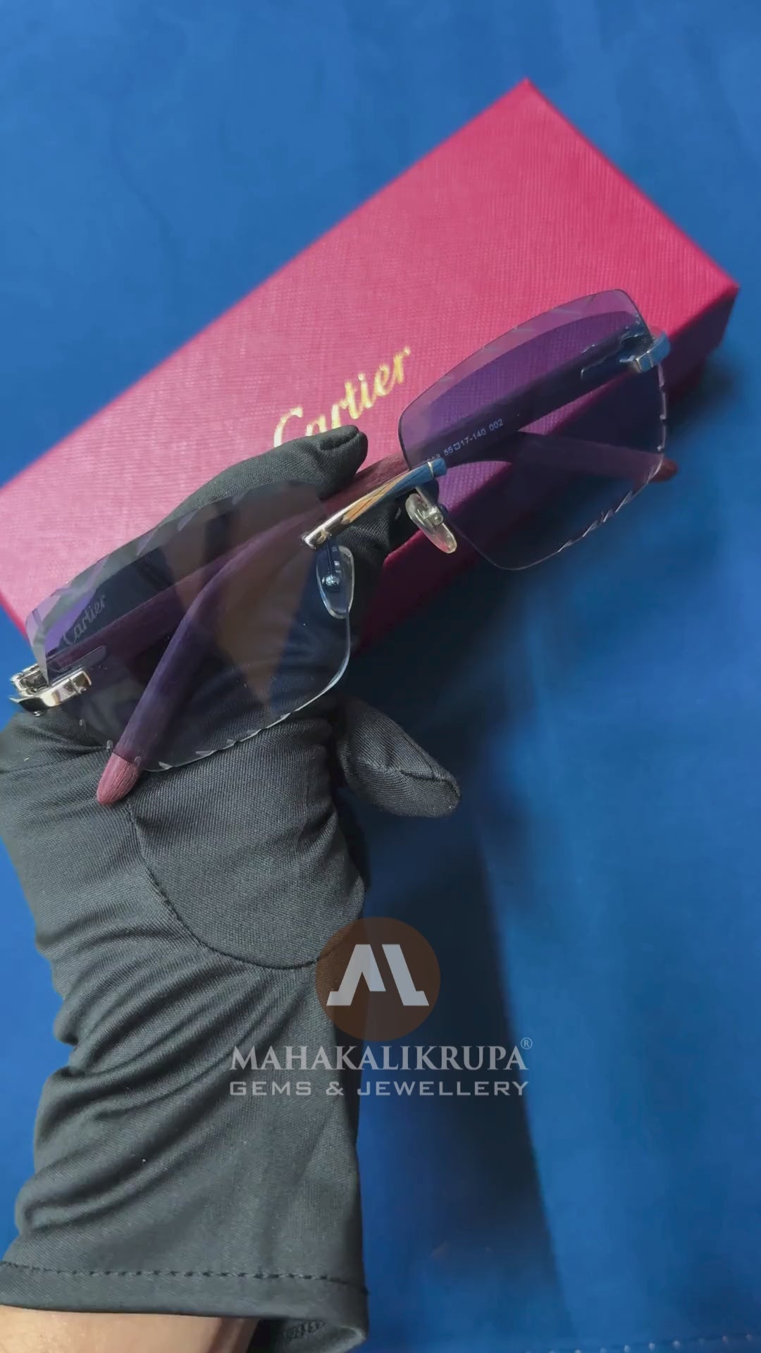 Luxury Eyewear – Iconic Designer Frames for Timeless Elegance