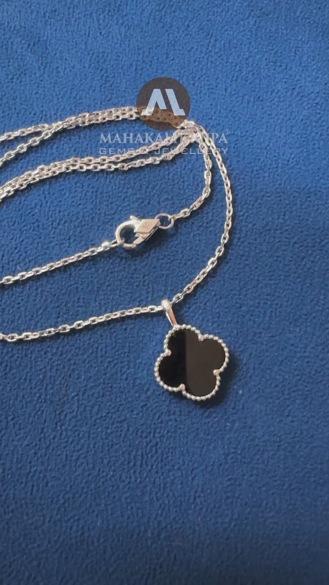 18K White Gold Vintage Alhambra Black Onyx Pendant attached necklace's chain